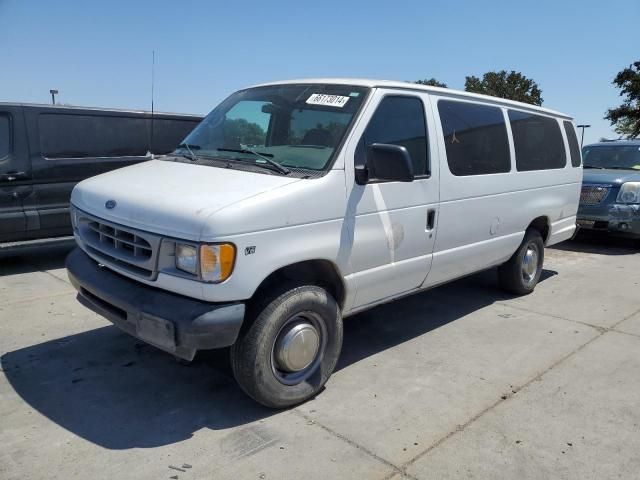 4H8725_0 Used 2001 Ford E-350 Van AC Compressor
