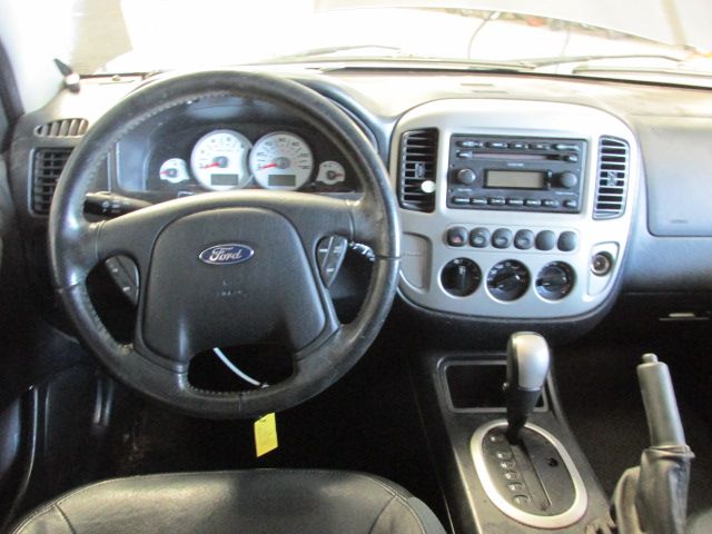 4I6965_9 Used 2005 Ford Escape Side View Mirror RH