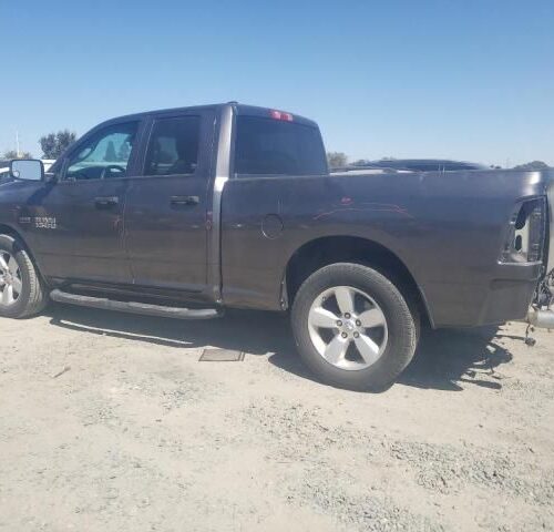 4I8733_12 Used 2015 Dodge Ram 1500 Coolant Reservoir