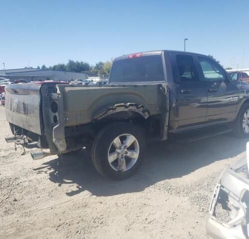 4I8733_4 Used 2015 Dodge Ram 1500 Coolant Reservoir