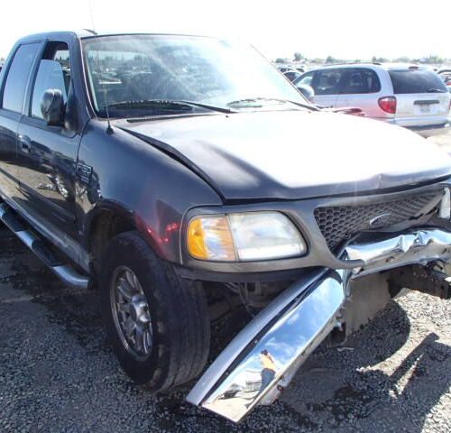 4J6977_0 Used 2003 Ford F-150 Keys / Latches / Locks LH