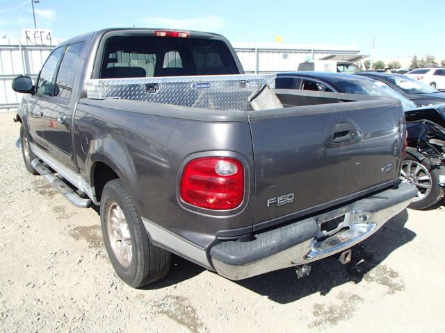 4J6977_3 Used 2003 Ford F-150 Keys / Latches / Locks LH