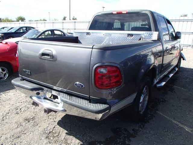 4J6977_4 Used 2003 Ford F-150 Keys / Latches / Locks LH