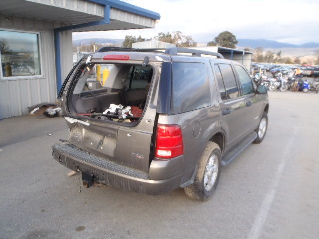 4J6980_4 Used 2005 Ford Explorer Side View Mirror LH