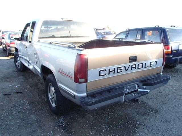 4K7005_3 Used 1995 Chevrolet C/K 1500 Wiper Motor Windshield