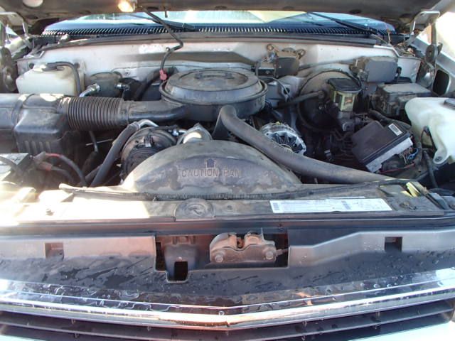 4K7005_7 Used 1995 Chevrolet C/K 1500 Wiper Motor Windshield