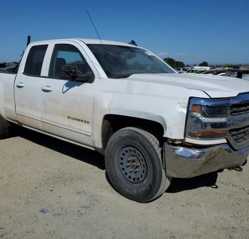 Used 2018 Chevrolet Silverado 1500 Front Door Latch RH