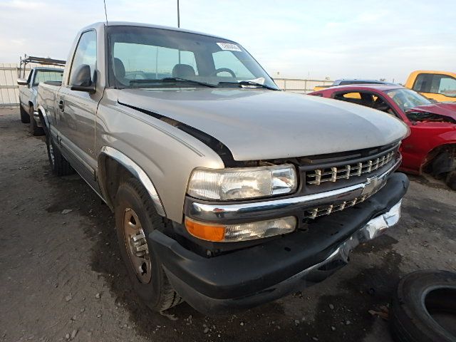4L7006_0 Used 2002 Chevrolet Silverado 1500 Wheel