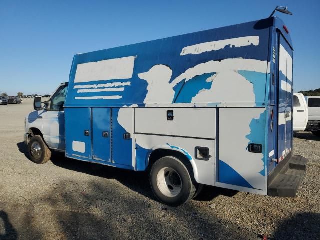 4L8762_5 Used 2015 Ford E-450 Super Duty Van AC Compressor