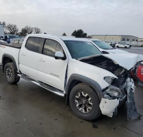 4L8770_20 Used 2017 Toyota Tacoma Door Assembly Rear Side RH