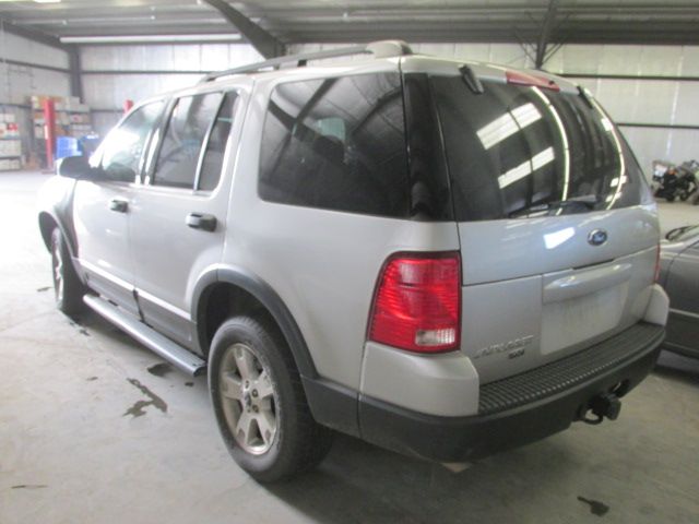 5A7027_3 Used 2003 Ford Explorer Keys / Latches / Locks LH