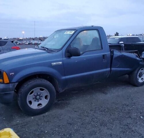 5A8779_1 Used 2006 Ford F-350 Super Duty Spindle Knuckle Front LH