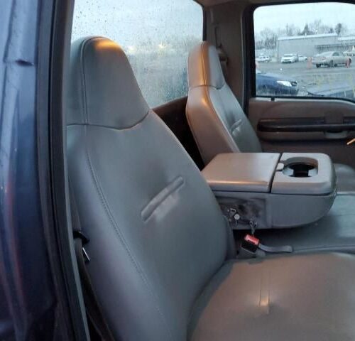 5A8779_2 Used 2006 Ford F-350 Super Duty Spindle Knuckle Front LH