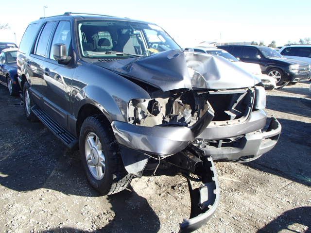 5B7043_0 Used 2004 Ford Expedition Wheel