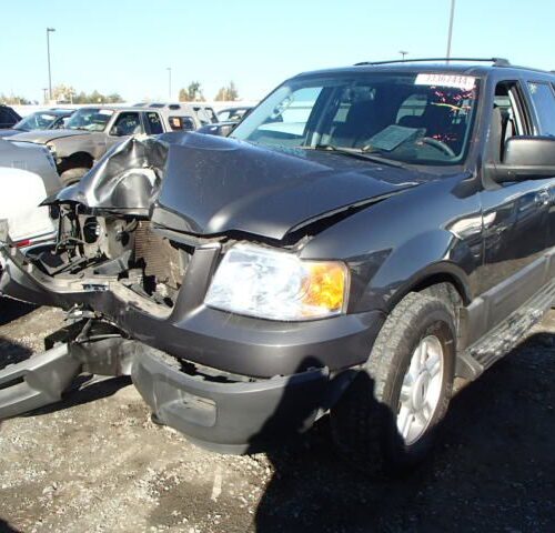 5B7043_2 Used 2004 Ford Expedition Wheel