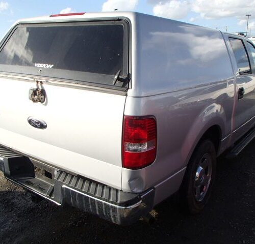 5B7047_4 Used 2006 Ford F-150 Spindle Knuckle Front LH