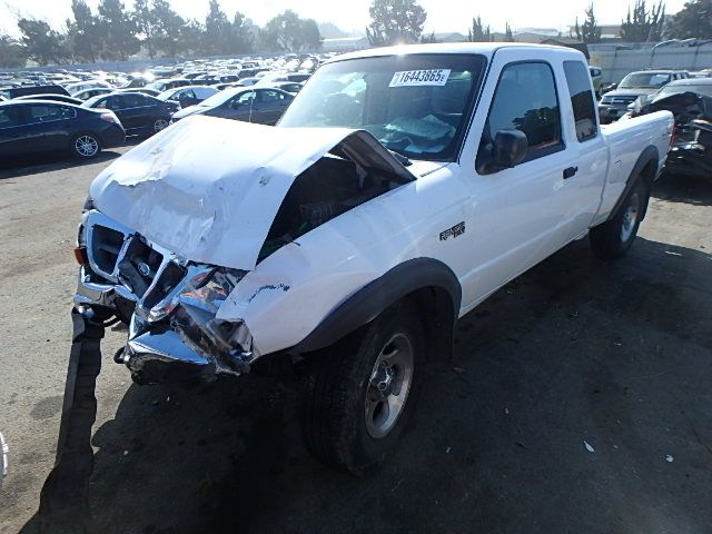 5C7059_0 Used 2000 Ford Ranger Cup Holder