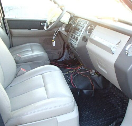 5C7063_5 Used 2007 Ford Expedition Keys / Latches / Locks LH