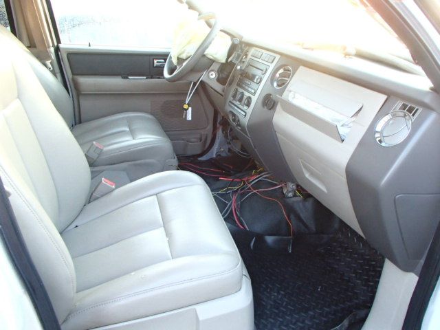 5C7063_5 Used 2007 Ford Expedition Keys / Latches / Locks LH