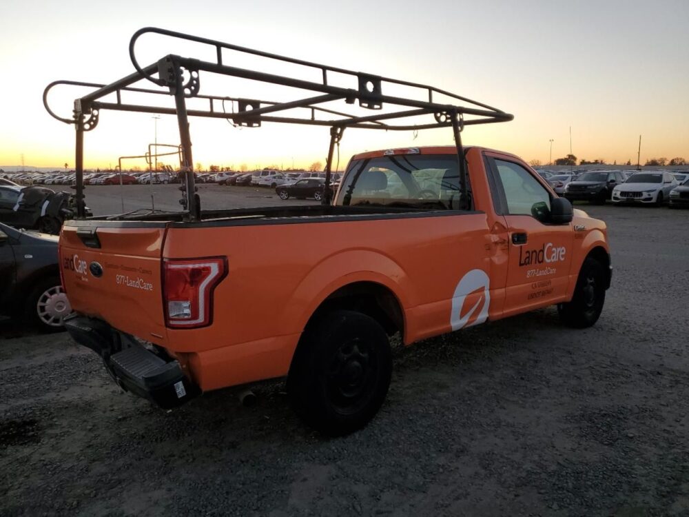 5C8789_6 Used 2016 Ford F-150 Luggage Rack