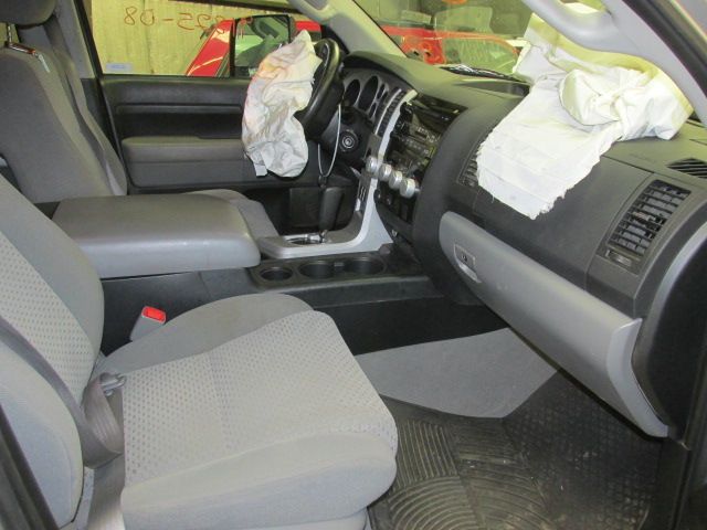 Used 2008 Toyota Tundra Keys / Latches / Locks RH