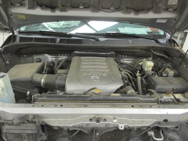 Used 2008 Toyota Tundra Keys / Latches / Locks RH