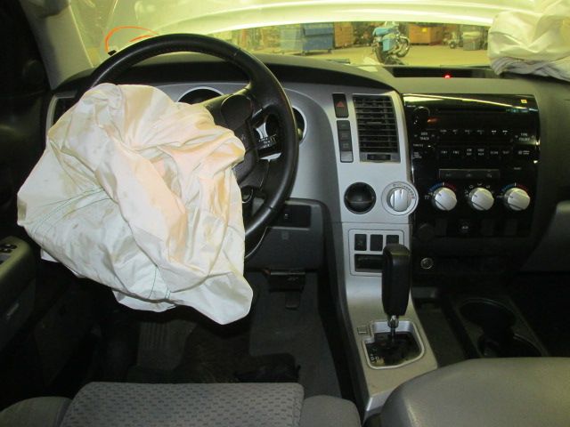 Used 2008 Toyota Tundra Keys / Latches / Locks RH