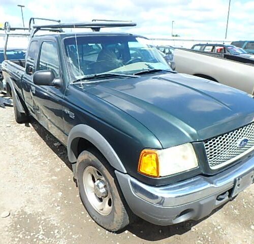 5D7083_1 Used 2002 Ford Ranger Header Panel Assembly