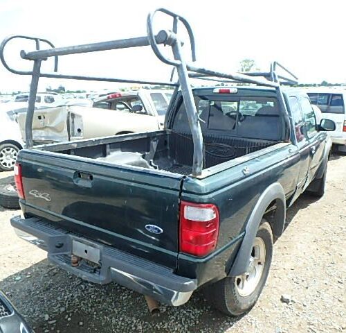 5D7083_4 Used 2002 Ford Ranger Header Panel Assembly