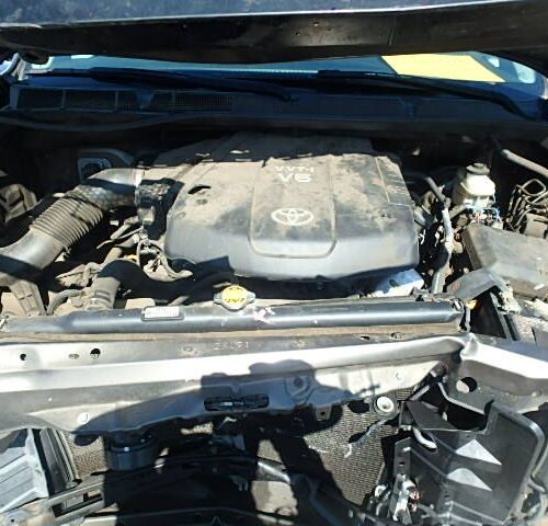 5D7088_7 Used 2010 Toyota Tundra Keys / Latches / Locks LH