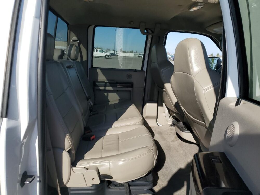 Used 2010 Ford F-250 Super Duty Side View Mirror RH