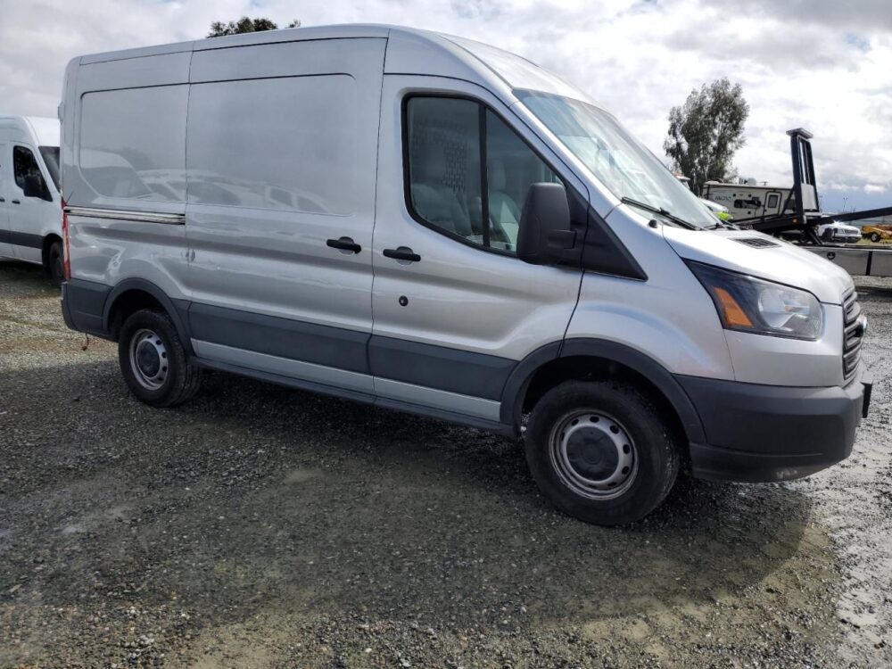 5D8795_9 Used 2019 Ford Transit 250 Strut LH