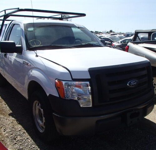 Used 2010 Ford F-150 Spindle Knuckle Front LH