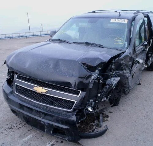 5E7098_2 Used 2012 Chevrolet Suburban 2500 6L90 Transmission Assembly