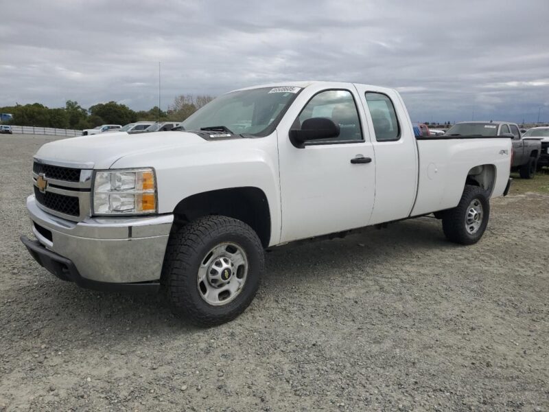 5F8808_0 Used 2012 Chevrolet Silverado 2500 AC Compressor