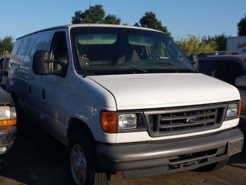 5G7122_0 Used 2007 Ford E-350 Van Vacuum Pump