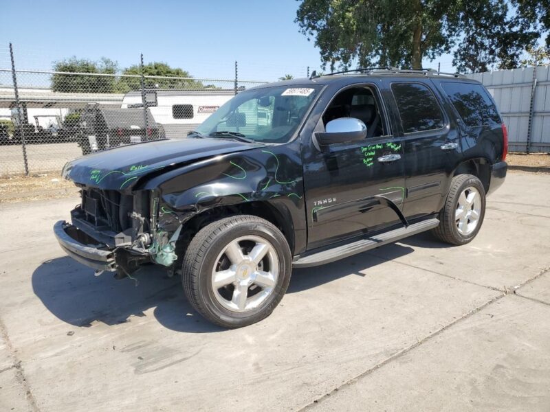 5G8810_0 Used 2014 Chevrolet Tahoe Luggage Rack