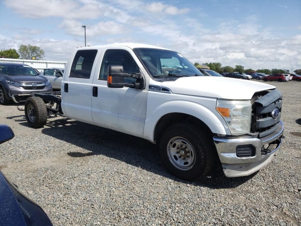 Used 2012 Ford F-250 Super Duty Spindle Knuckle Front RH