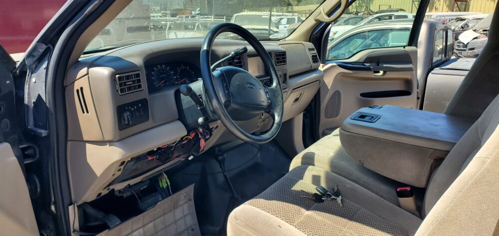 Used 2001 Ford F-250 Super Duty Cup Holder