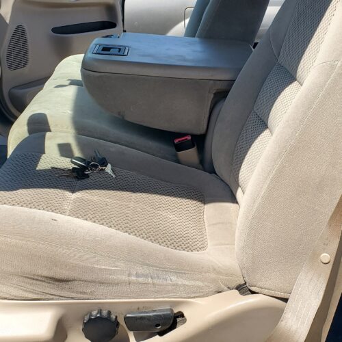 Used 2001 Ford F-250 Super Duty Cup Holder