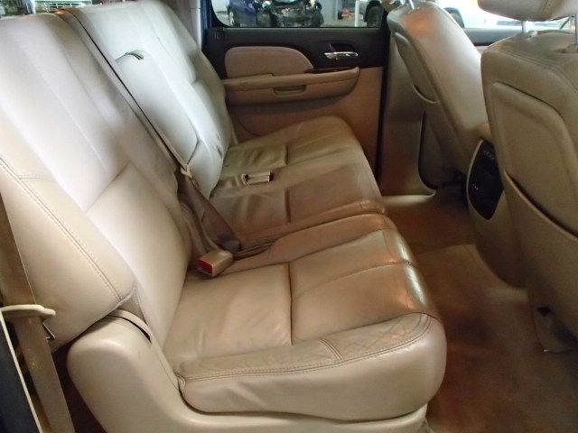 5J7173_6 Used 2007 GMC Yukon XL 1500 Front Lamp RH