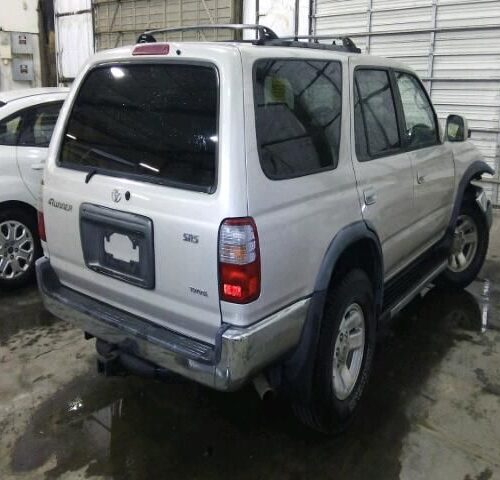 5K7182_4 Used 2000 Toyota 4Runner Door Assembly Rear Side RH