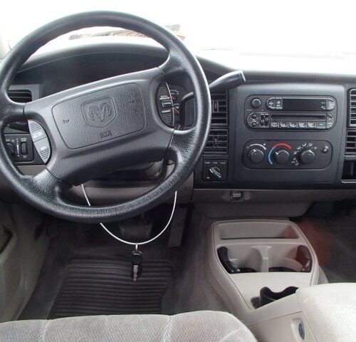 Used 2004 Dodge Dakota Chassis Control Module 56043138AC