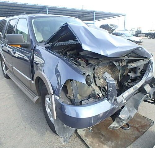 5L7208_1 Used 2004 Ford Expedition Spindle Knuckle Front LH