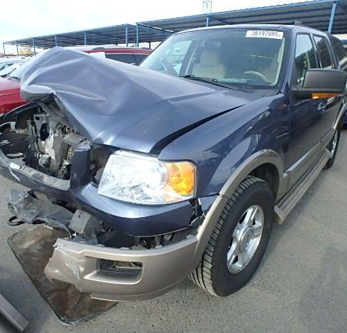 5L7208_2 Used 2004 Ford Expedition Spindle Knuckle Front LH