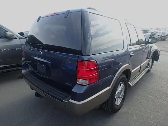 5L7208_4 Used 2004 Ford Expedition Spindle Knuckle Front LH