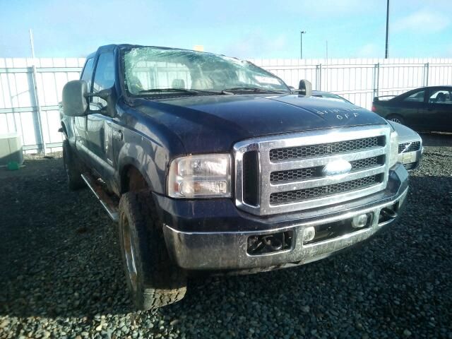 6D7271_0 Used 2006 Ford F-350 Super Duty Fuel Filler Door