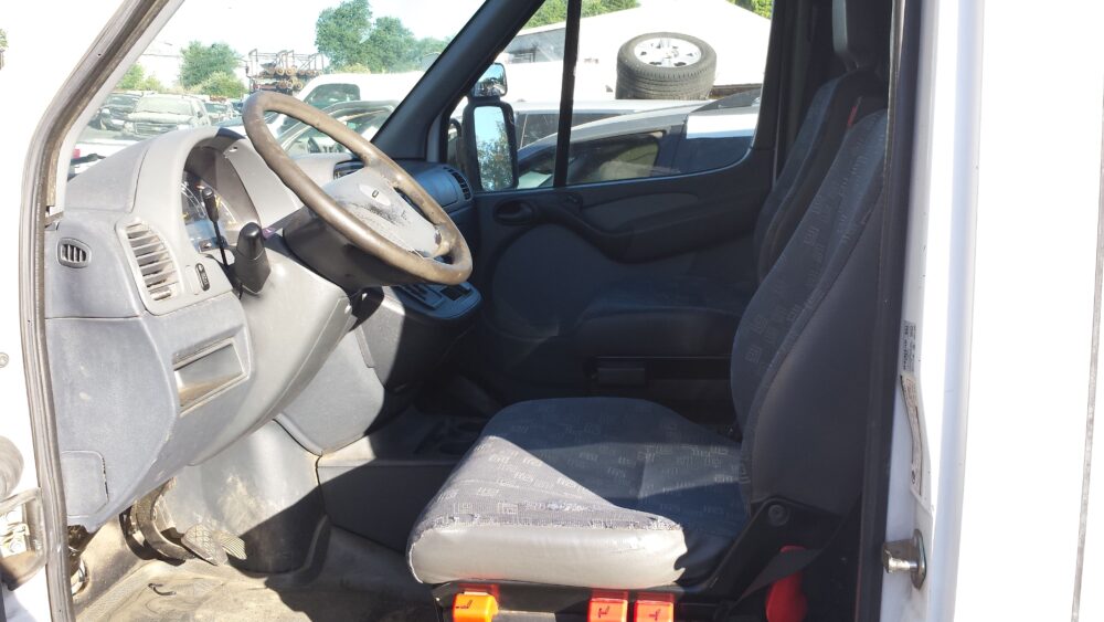 Used 2006 Dodge Sprinter 2500 Air Bag RH 05124934AA