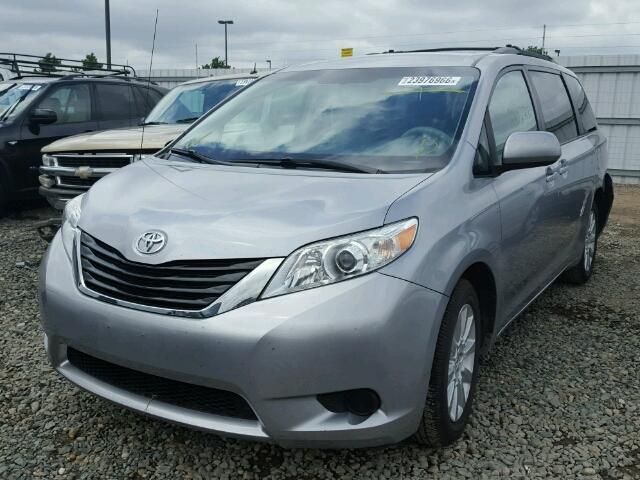 6F7322_0 Used 2012 Toyota Sienna Transfer Case Assembly