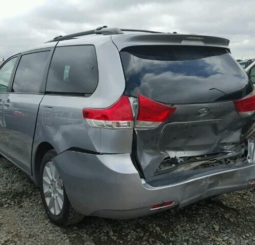 6F7322_4 Used 2012 Toyota Sienna Transfer Case Assembly